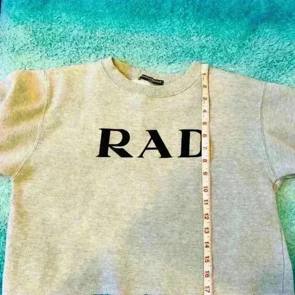 🔥Brandy Melville sweatshirt 🔥 - Picture 4 of 5